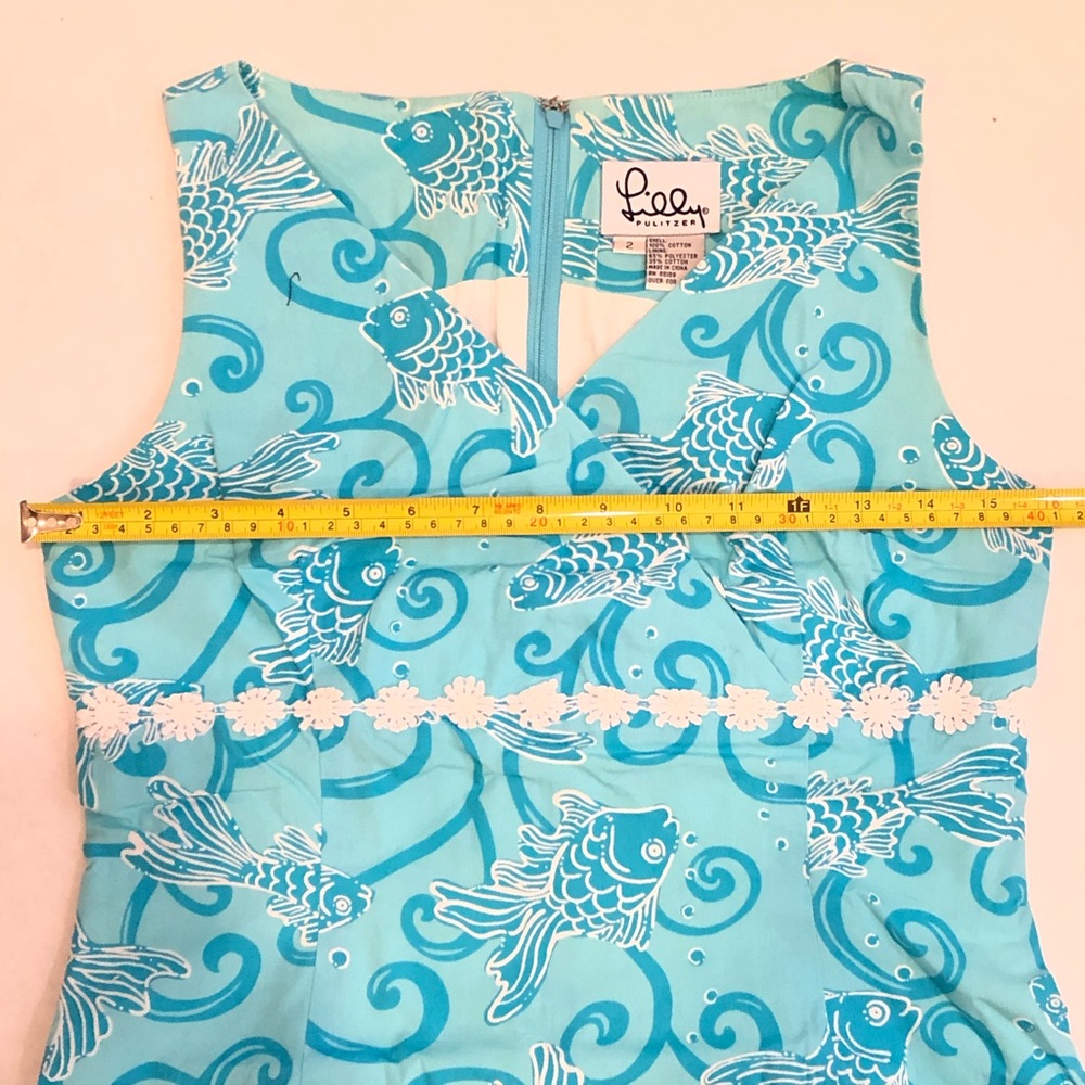 MOVÍNG SALE; ALL MUST GO!!! Lilly Pulitzer V-Neck Shift Dress - Size 2 - Picture 4 of 6
